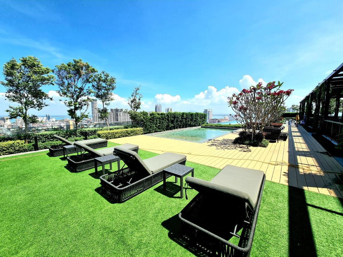 Beacon Executive Suites George Town Bagian luar foto