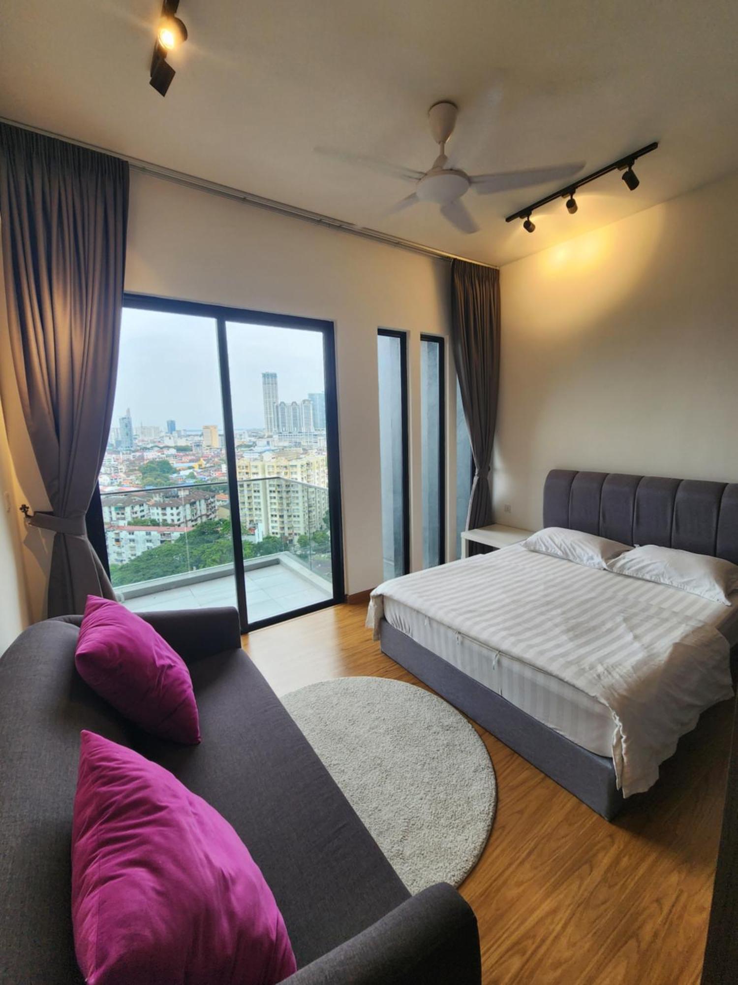Beacon Executive Suites George Town Bagian luar foto