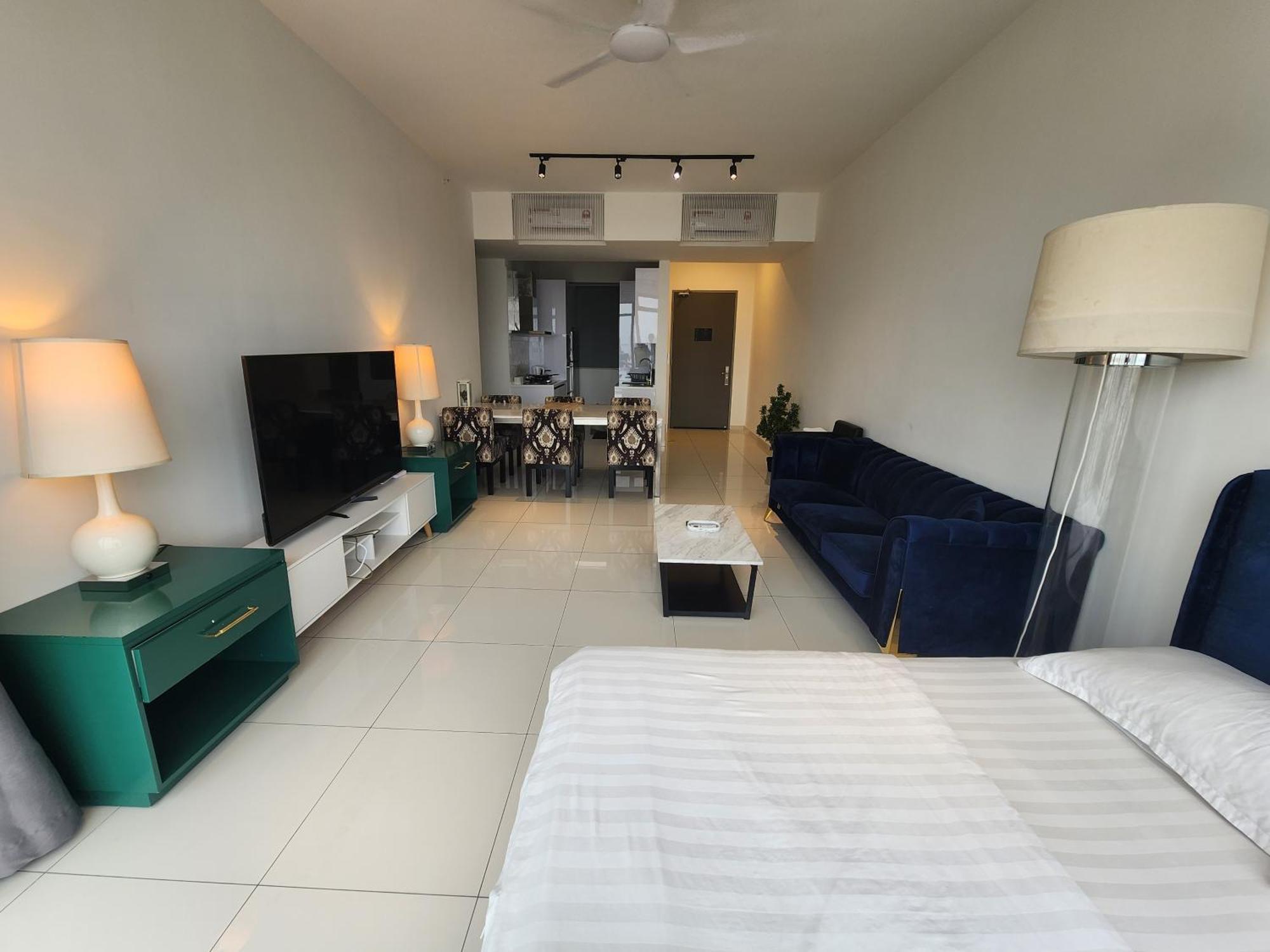 Beacon Executive Suites George Town Bagian luar foto