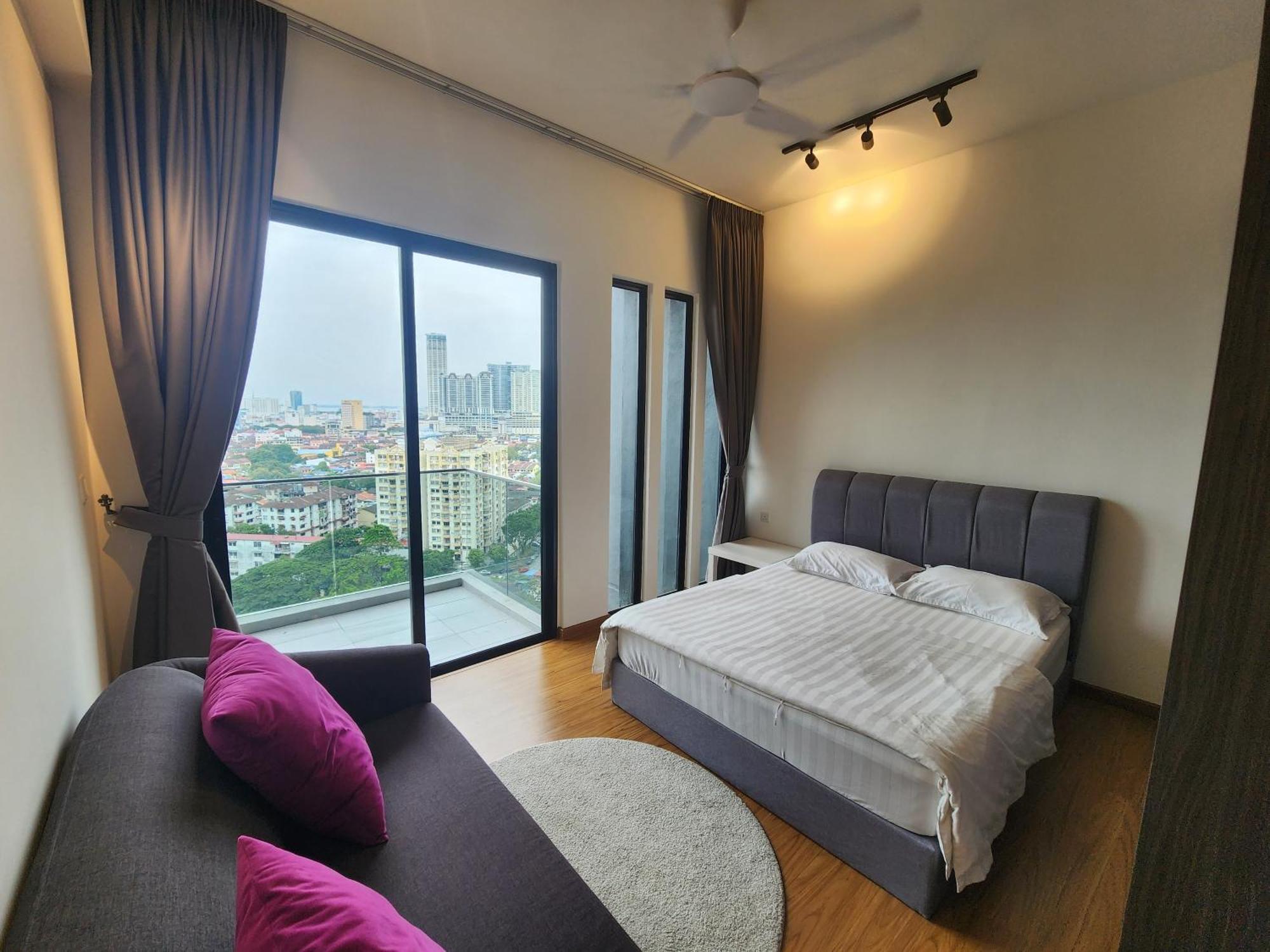 Beacon Executive Suites George Town Bagian luar foto