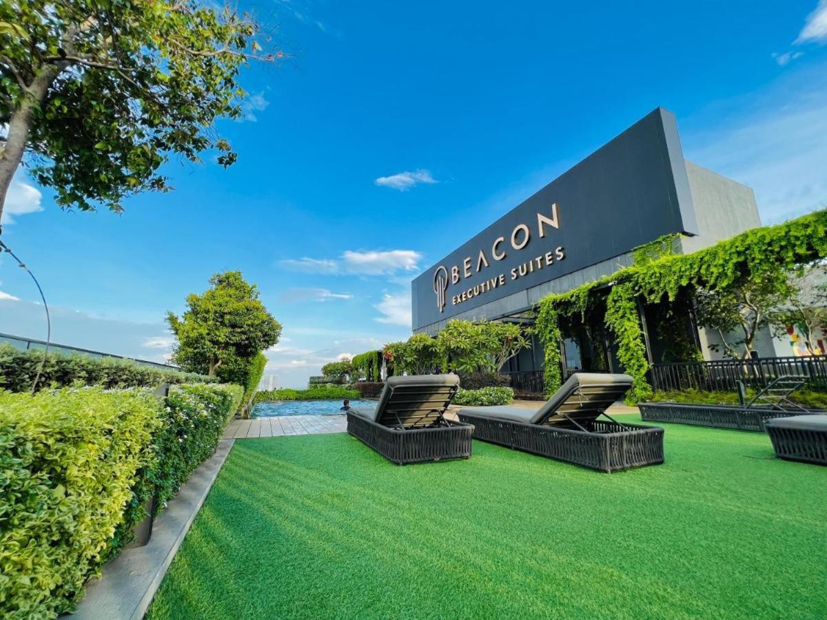 Beacon Executive Suites George Town Bagian luar foto